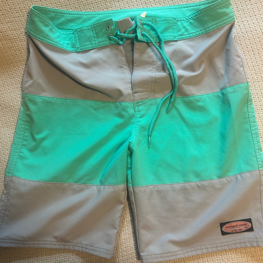 EUC size Boys 18 Vineyard Vines Green and Gray Board Shorts Quick-Dry Swim Trunk